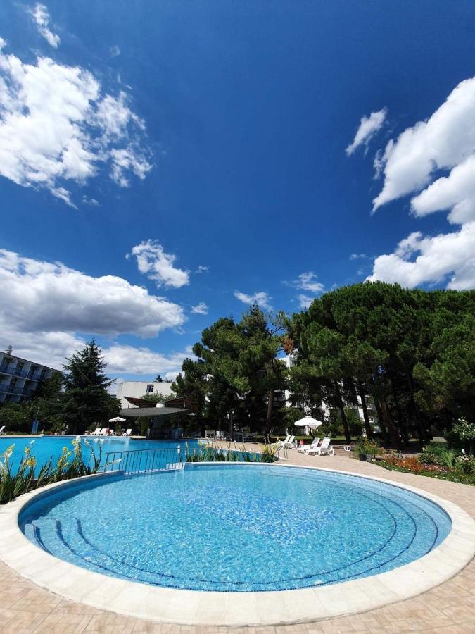 Balaton Hotel Sunny Beach Dış mekan fotoğraf