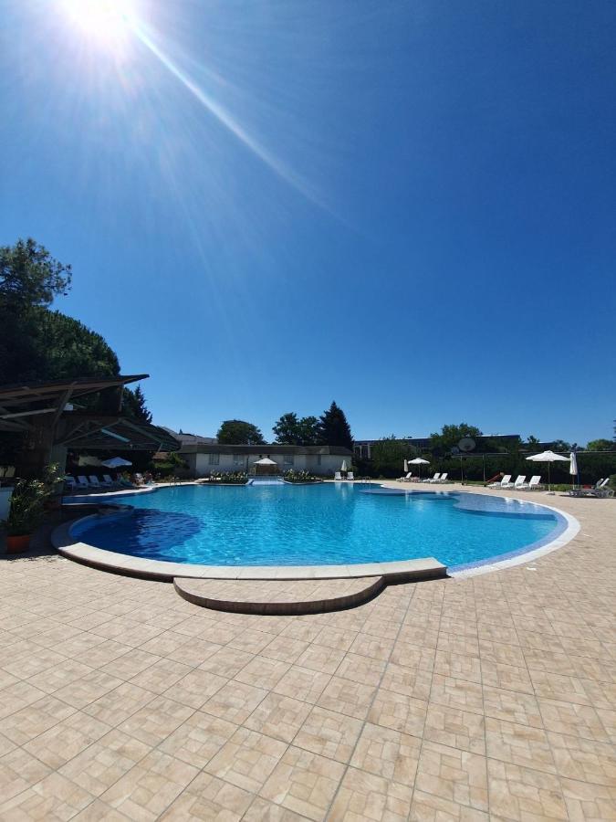 Balaton Hotel Sunny Beach Dış mekan fotoğraf