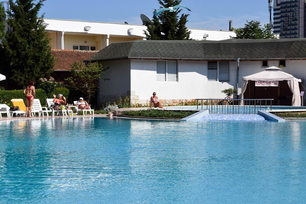 Balaton Hotel Sunny Beach Dış mekan fotoğraf