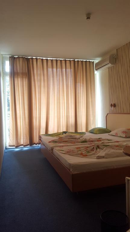Balaton Hotel Sunny Beach Dış mekan fotoğraf