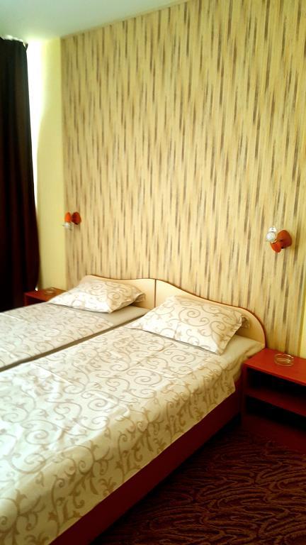 Balaton Hotel Sunny Beach Dış mekan fotoğraf