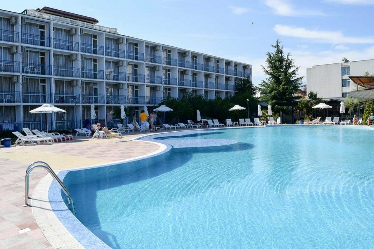Balaton Hotel Sunny Beach Dış mekan fotoğraf